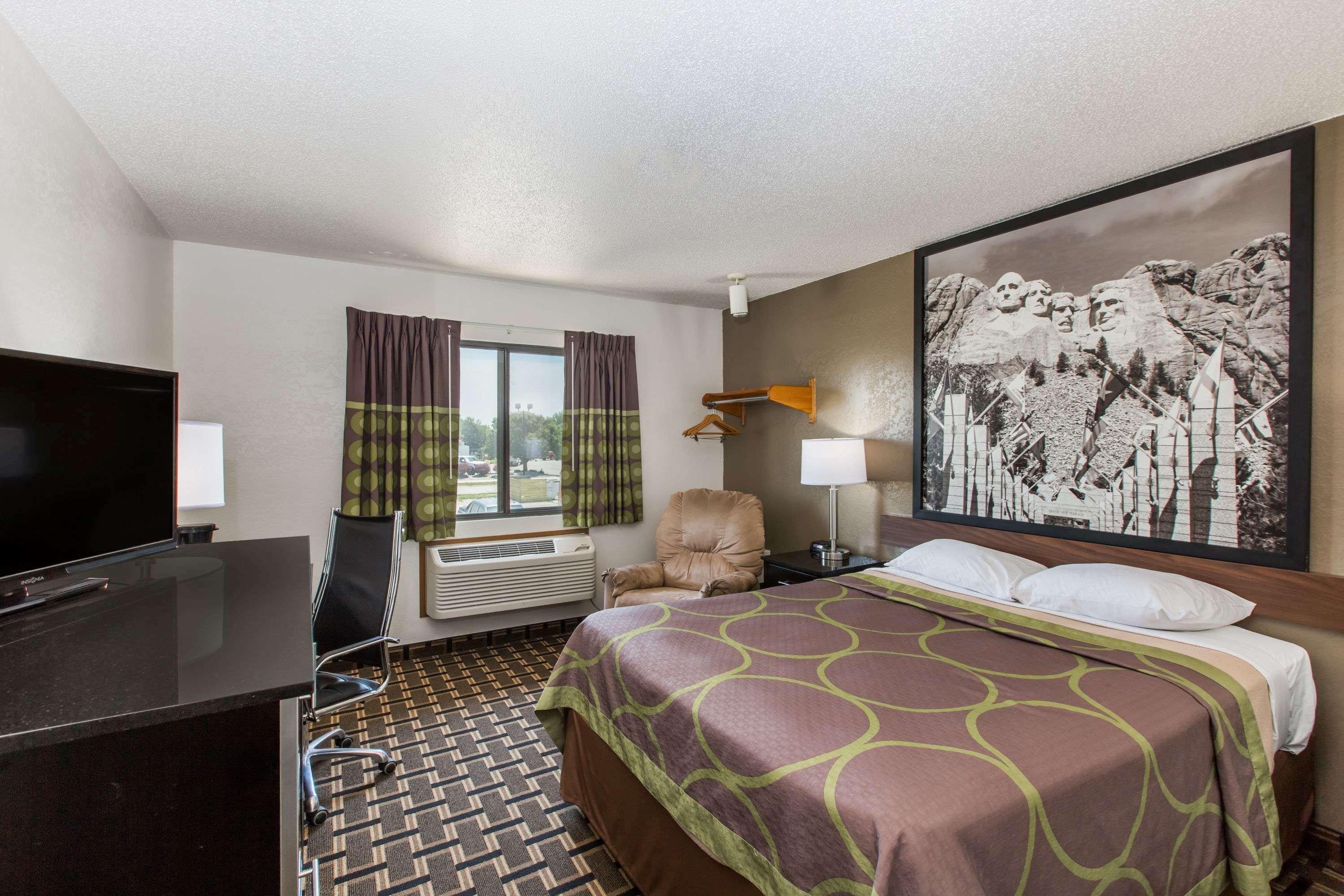 Super 8 By Wyndham Wayne Otel Dış mekan fotoğraf