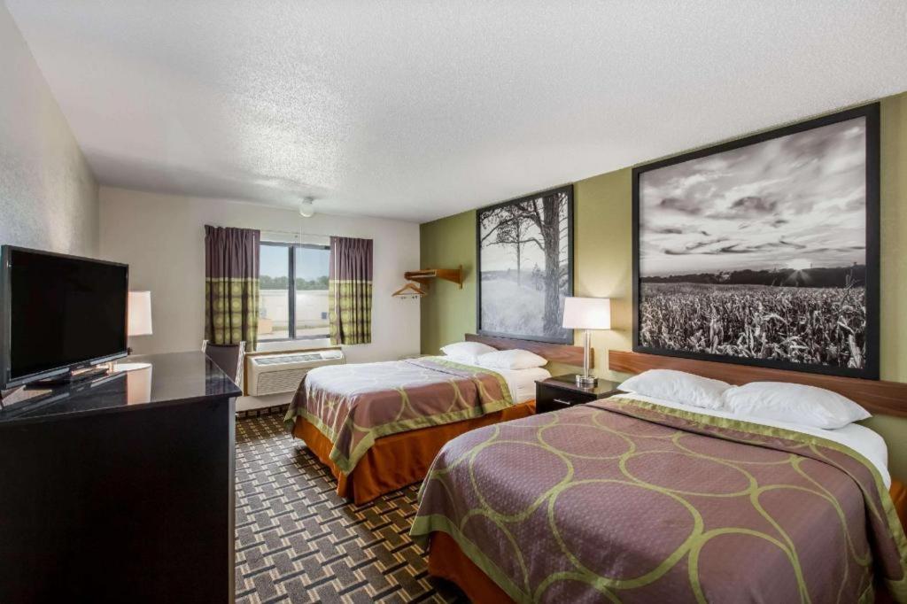Super 8 By Wyndham Wayne Otel Dış mekan fotoğraf
