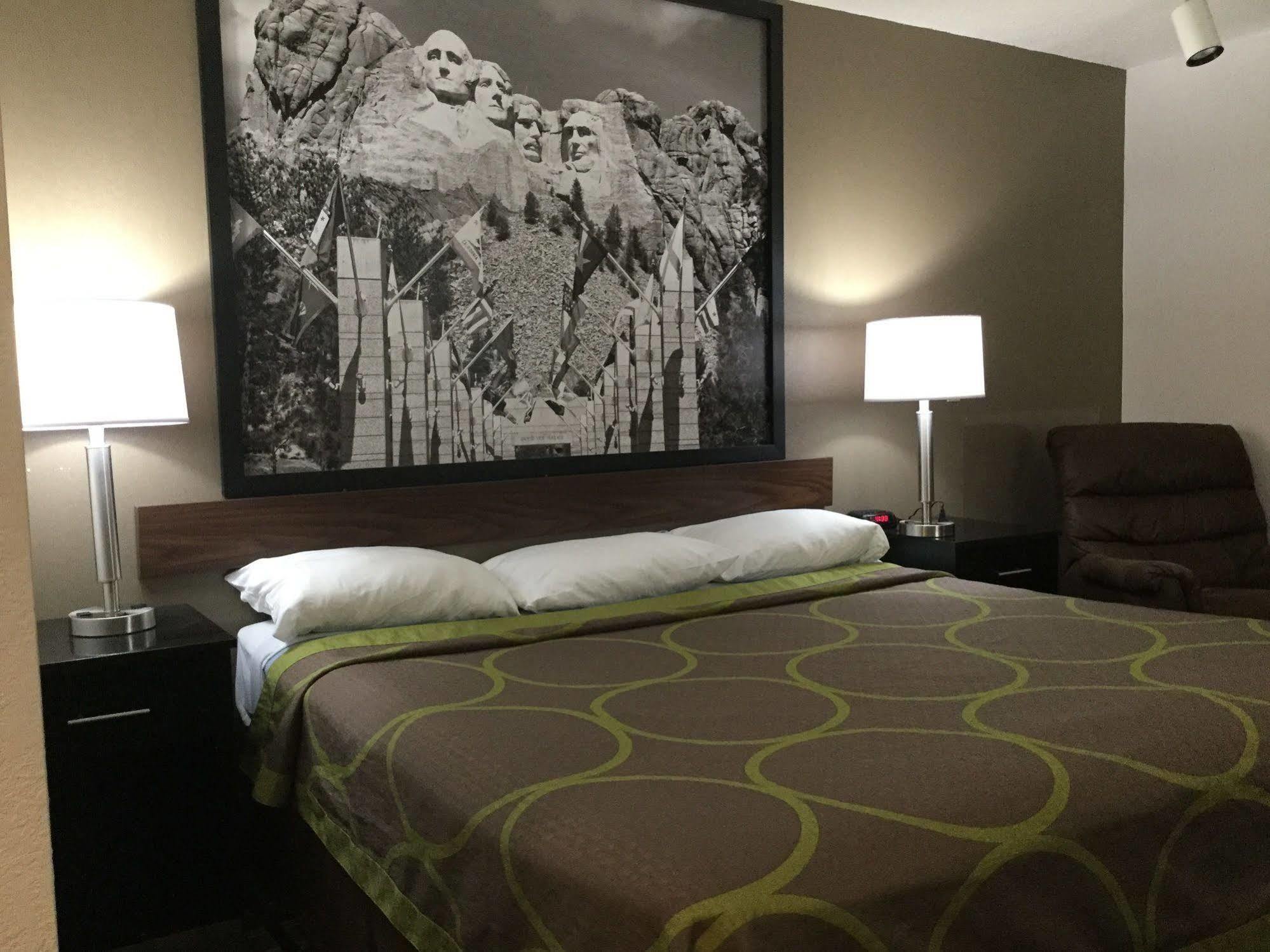 Super 8 By Wyndham Wayne Otel Dış mekan fotoğraf